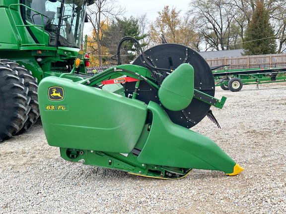 2016 John Deere 635FD Header Combine