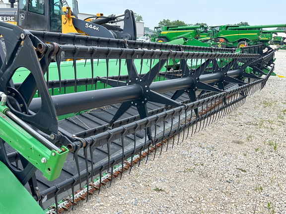 2013 John Deere 640FD Header Combine