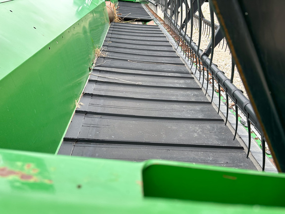 2013 John Deere 640FD Header Combine