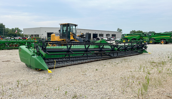 2013 John Deere 640FD Header Combine