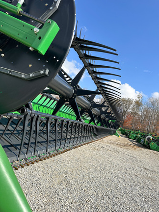 2018 John Deere 645FD Header Combine