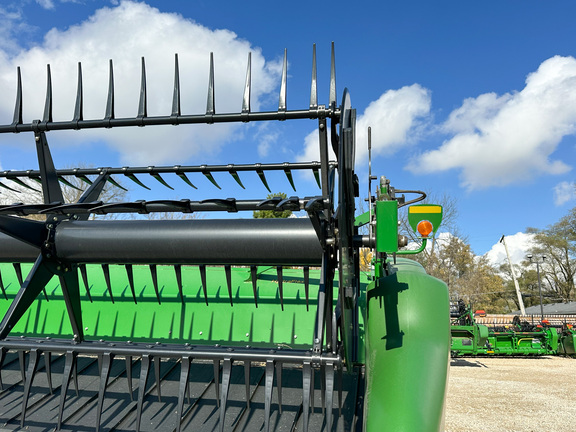 2018 John Deere 645FD Header Combine