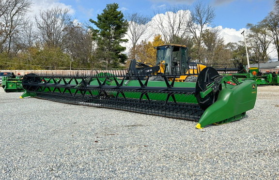 2018 John Deere 645FD Header Combine