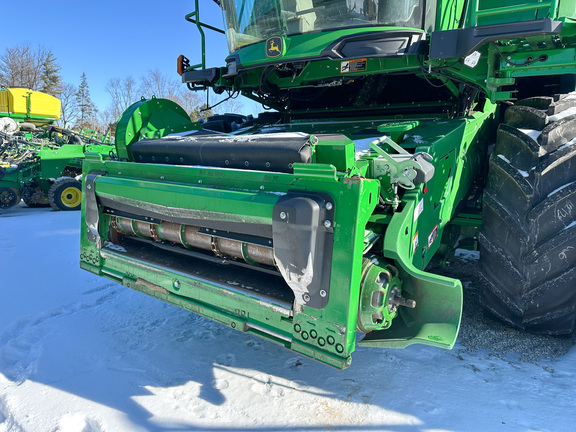 2022 John Deere X9 1000 Combine