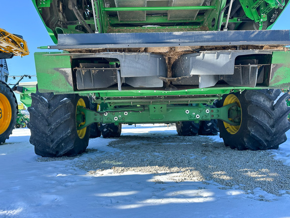 2022 John Deere X9 1000 Combine