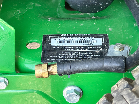 2015 John Deere Z915B Mower/Zero Turn