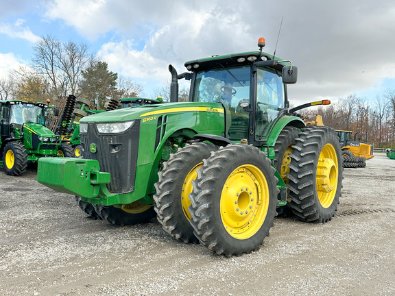 2013 John Deere 8360R Tractor