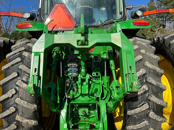 2013 John Deere 8360R Tractor