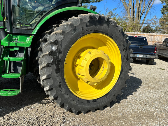 2013 John Deere 8360R Tractor