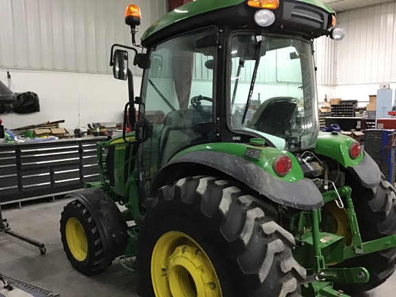 2022 John Deere 4066R Tractor Compact