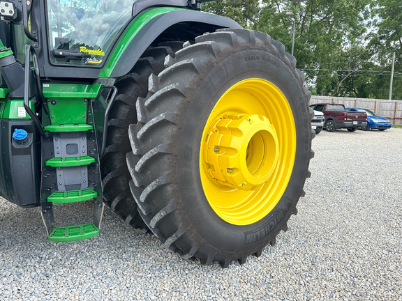 2024 John Deere 8R 370 Tractor
