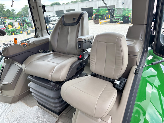 2024 John Deere 8R 370 Tractor