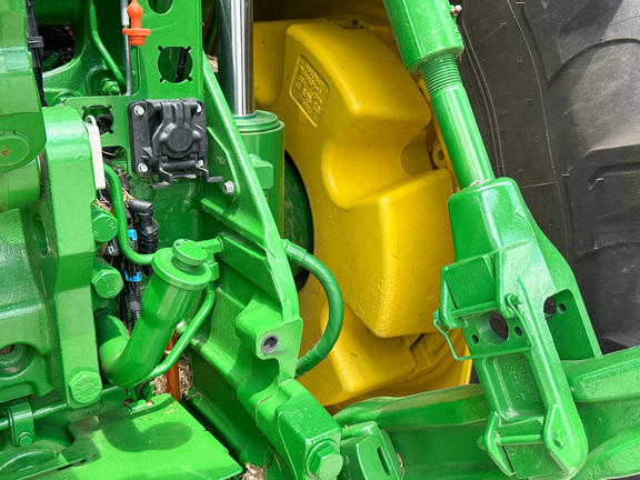 2023 John Deere 8R 370 Tractor