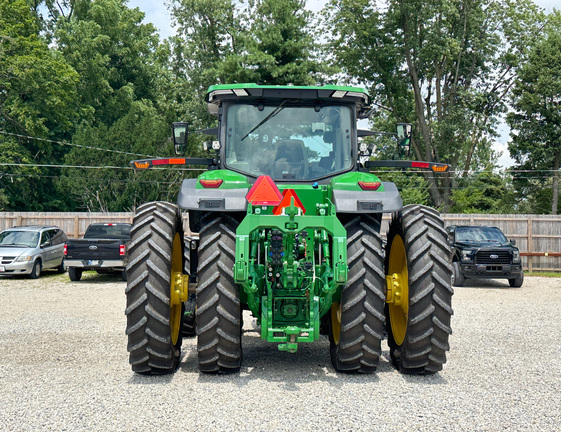 2023 John Deere 8R 370 Tractor
