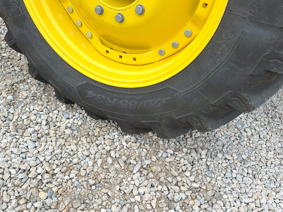 2023 John Deere 8R 370 Tractor