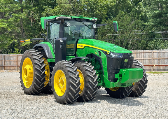 2023 John Deere 8R 370 Tractor