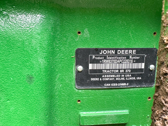 2023 John Deere 8R 370 Tractor