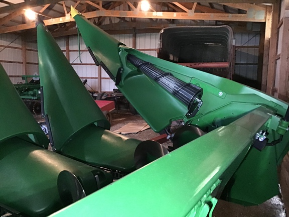 2021 John Deere C8R Header Corn Head