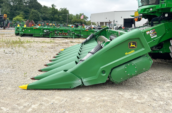 2021 John Deere C8R Header Corn Head