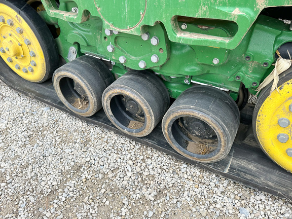 2023 John Deere 8RX 410 Tractor Rubber Track