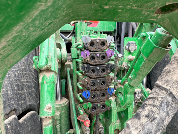 2023 John Deere 8RX 410 Tractor Rubber Track