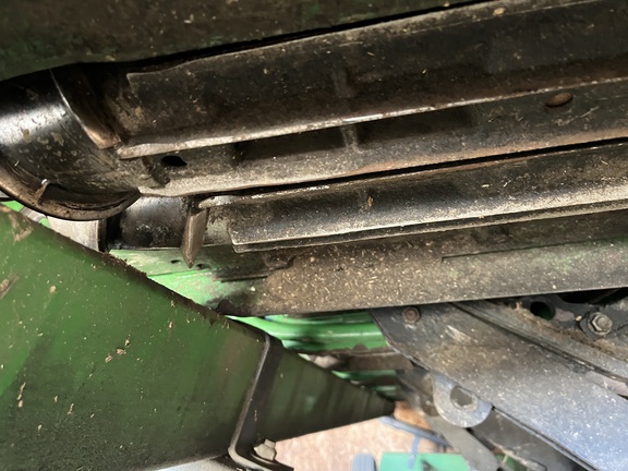 2010 John Deere 608C Header Corn Head