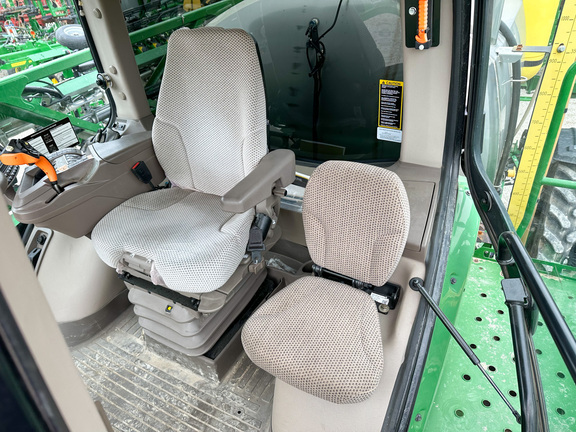 2018 John Deere R4038 Sprayer/High Clearance