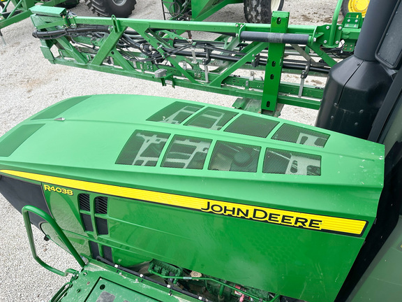 2018 John Deere R4038 Sprayer/High Clearance