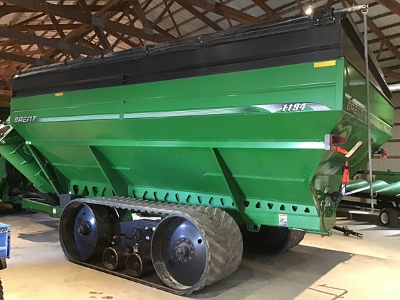 2011 Brent 1194 Grain Cart