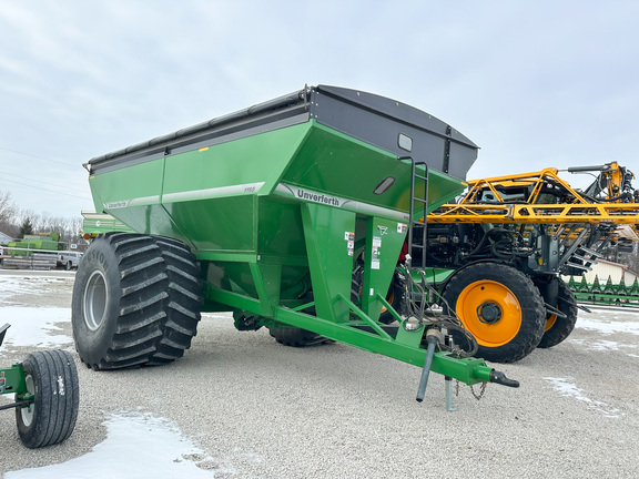 2023 Unverferth 1160 Grain Cart