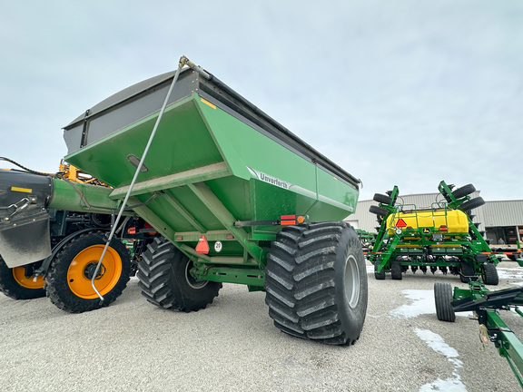 2023 Unverferth 1160 Grain Cart