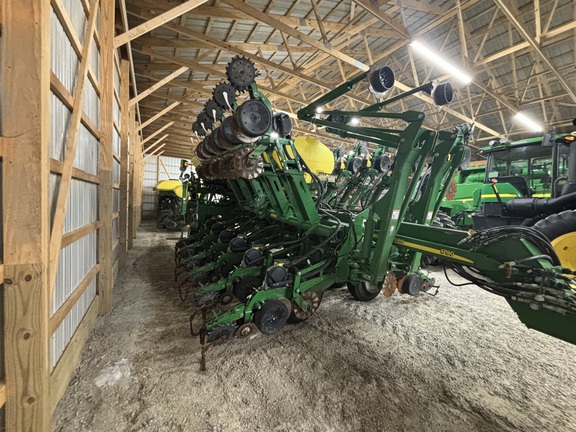 2014 John Deere 1790 Planter