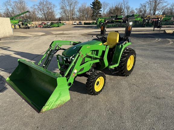 2019 John Deere 3032E Tractor Compact