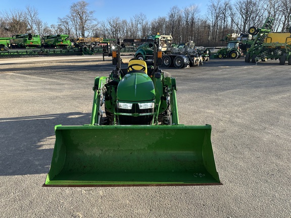 2019 John Deere 3032E Tractor Compact