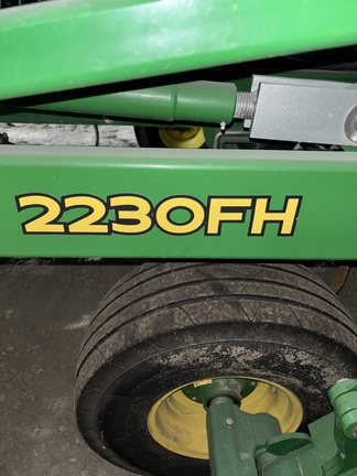 2020 John Deere 2230 Field Cultivator