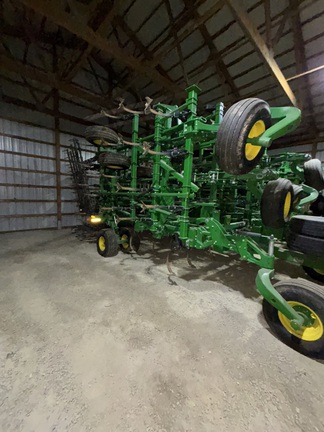 2020 John Deere 2230 Field Cultivator