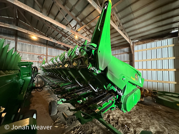 2024 John Deere C12F Header Corn Head