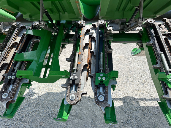 2024 John Deere C12F Header Corn Head