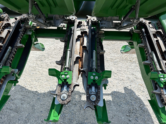 2024 John Deere C12F Header Corn Head