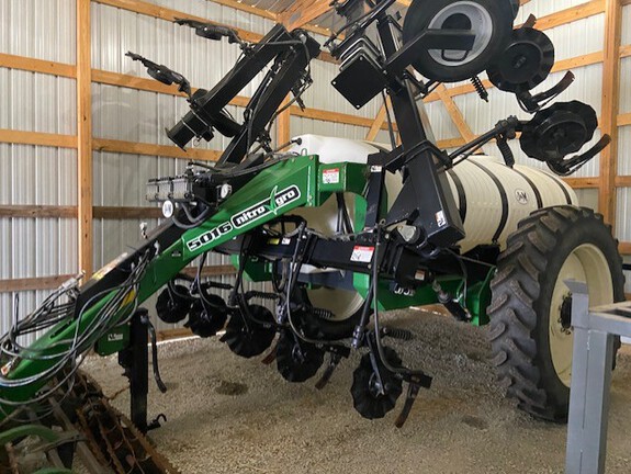 2016 J&M 5016 Applicator