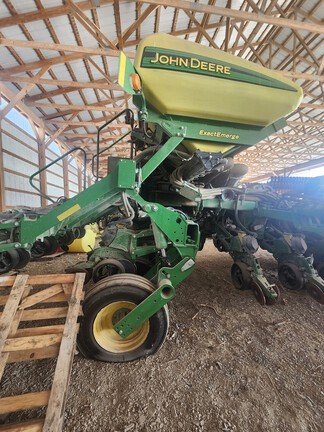 2020 John Deere 1795 Planter