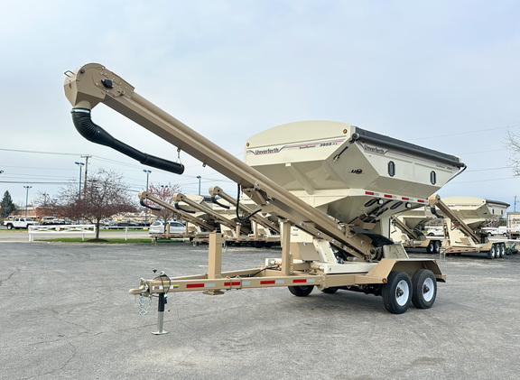 2023 Unverferth 3955XL Tender