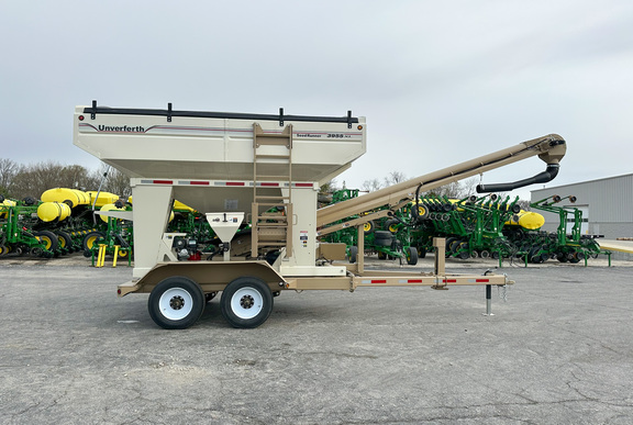2023 Unverferth 3955XL Tender