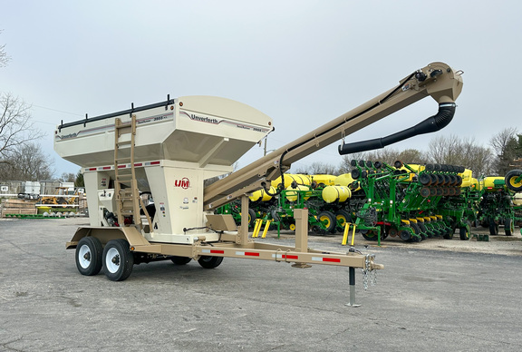 2023 Unverferth 3955XL Tender