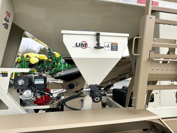 2023 Unverferth 3955XL Tender