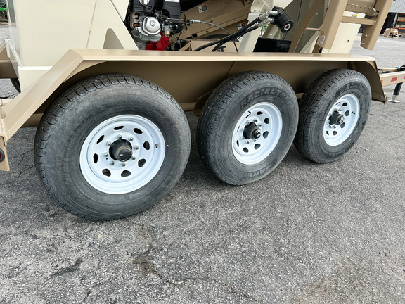 Unverferth 3755XL Tender