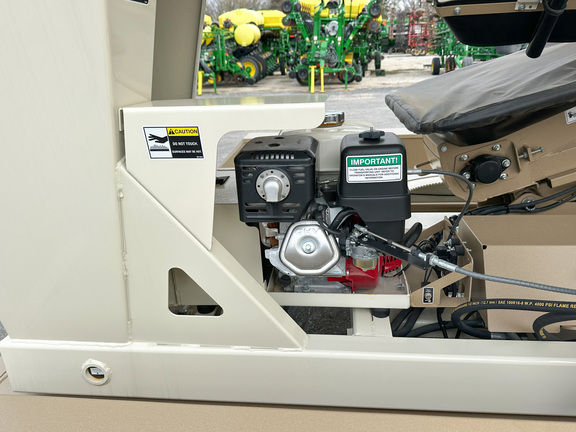 Unverferth 3755XL Tender