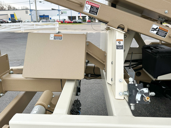 Unverferth 3955XL Tender