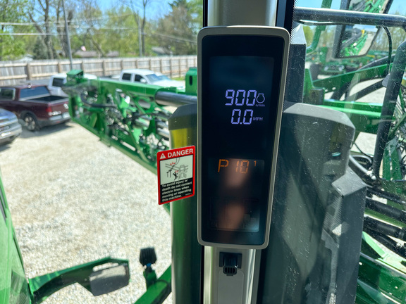 2022 John Deere 412R Sprayer/High Clearance