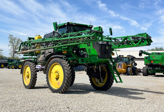 2022 John Deere 412R Sprayer/High Clearance